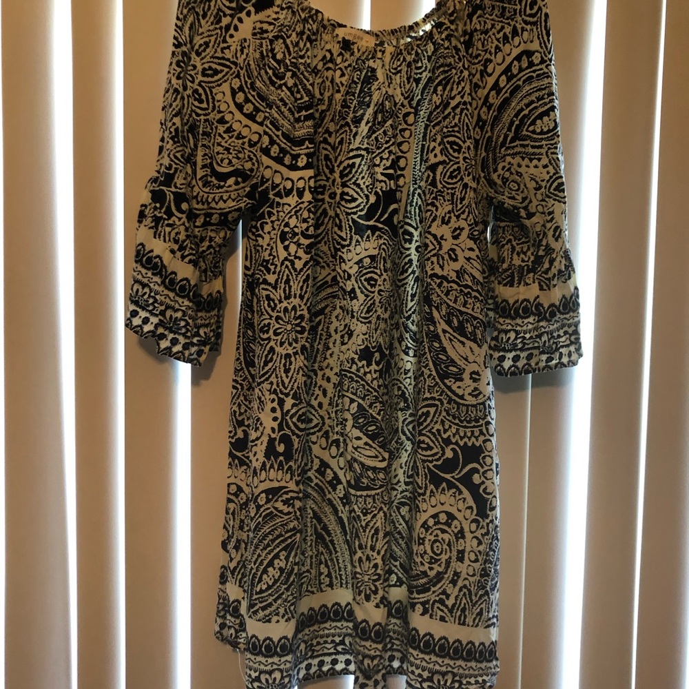 Navy and white Umgee tunic